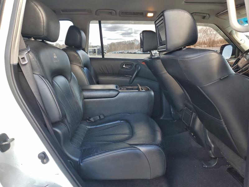 Photo 11 from auction – 2011 INFINITI QX56 with VIN JN8AZ2NEXB9001833