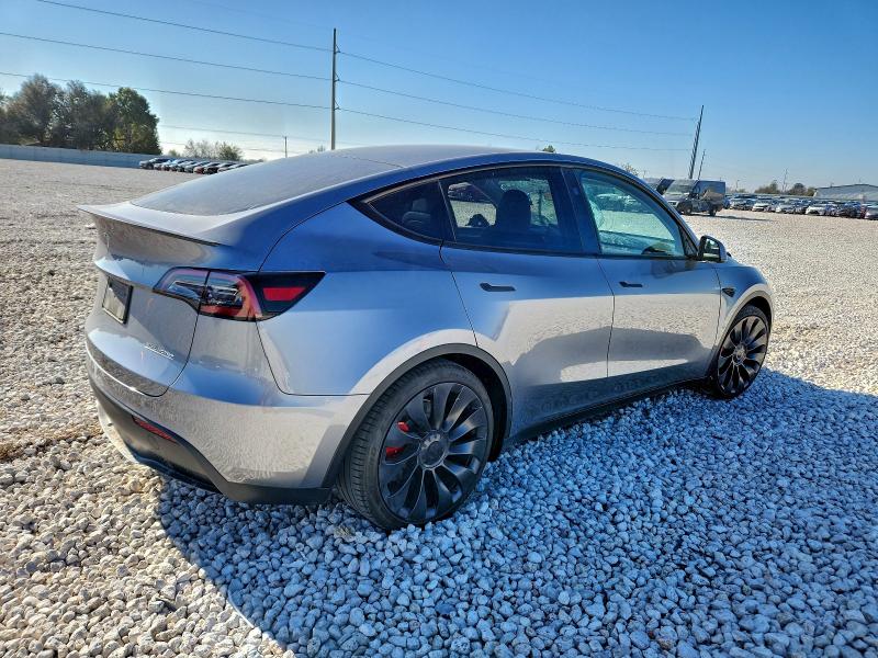 Photo 3 from auction – 2025 TESLA MODEL Y with VIN 7SAYGDEFXSA340702