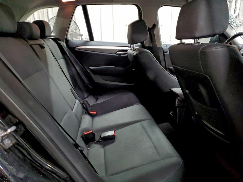 Photo 10 from auction – 2015 BMW X1 XDRIVE2 with VIN WBAVL1C52FVY30515
