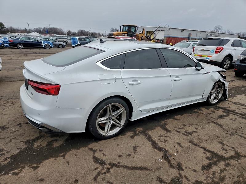 Photo 3 from auction – 2021 AUDI A5 PREMIUM with VIN WAUDACF54MA003418