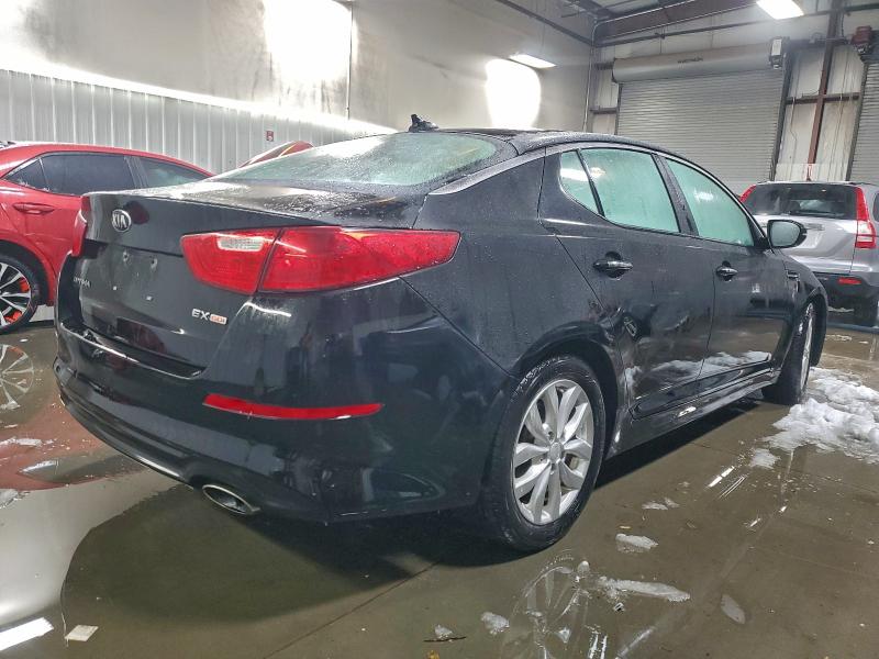 Photo 3 from auction – 2015 KIA OPTIMA with VIN 5XXGN4A72FG463509