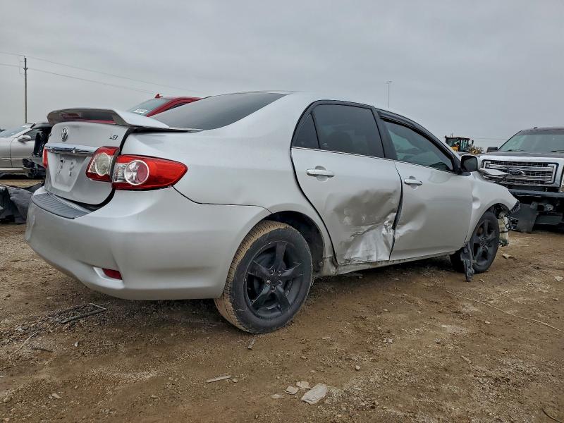 Photo 3 from auction – 2013 TOYOTA COROLLA BA with VIN 5YFBU4EE4DP133719