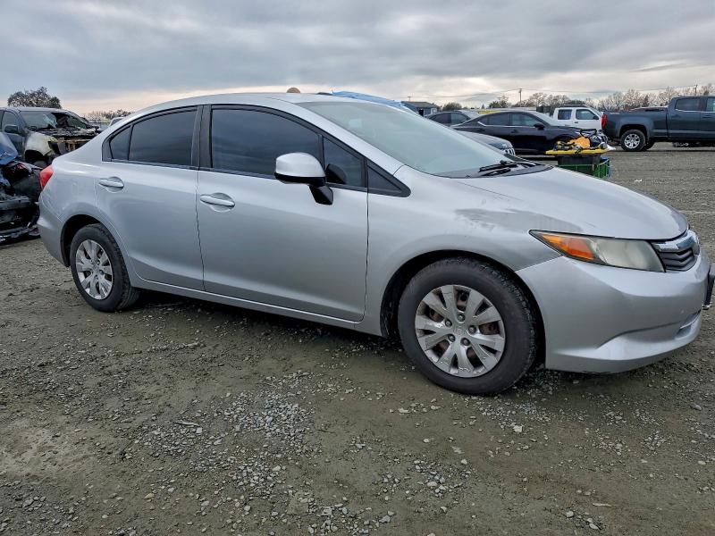 Photo 4 from auction – 2012 HONDA CIVIC LX with VIN 2HGFB2F52CH607330