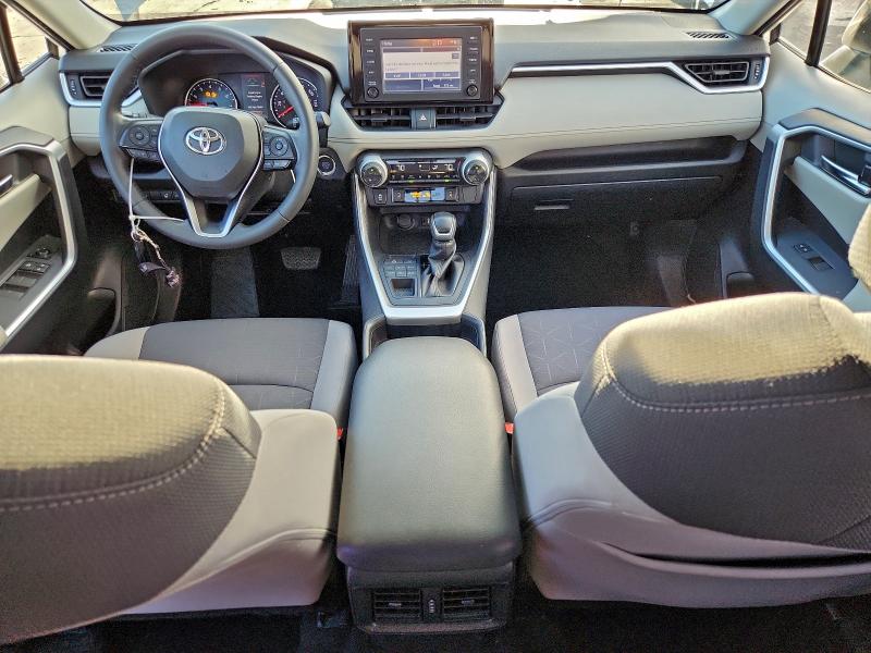 Photo 8 from auction – 2019 TOYOTA RAV4 XLE with VIN JTMP1RFV5KD017696