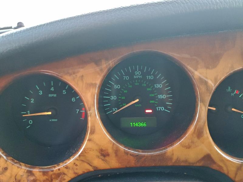 Photo 9 from auction – 2000 JAGUAR XK8 with VIN SAJJA42C2YNA10998