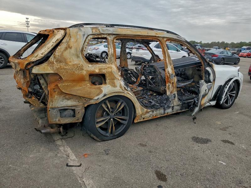 Photo 3 from auction – 2024 BMW X7 M60I with VIN 5UX33EM06R9T35718