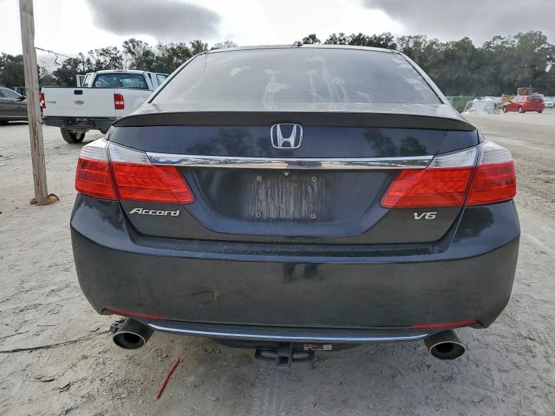 Photo 6 from auction – 2014 HONDA ACCORD with VIN 1HGCR3F85EA032074