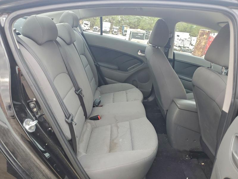 Photo 10 from auction – 2017 KIA FORTE LX with VIN 3KPFK4A76HE091608