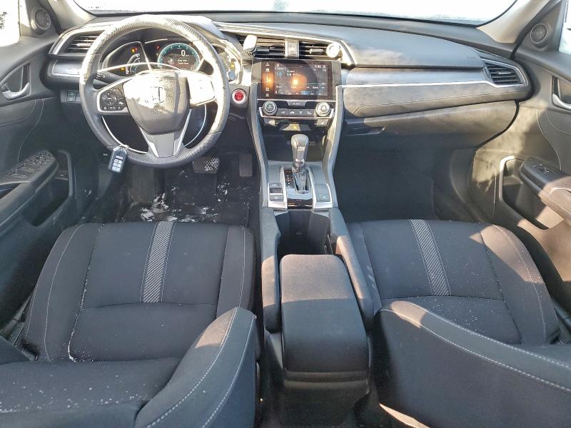 Photo 8 from auction – 2017 HONDA CIVIC EX with VIN 2HGFC2F86HH031921