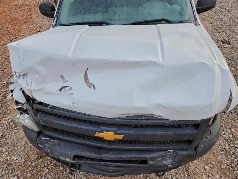 Photo 11 from auction – 2013 CHEVROLET SILVERADO with VIN 1GCNKPEA8DZ307296