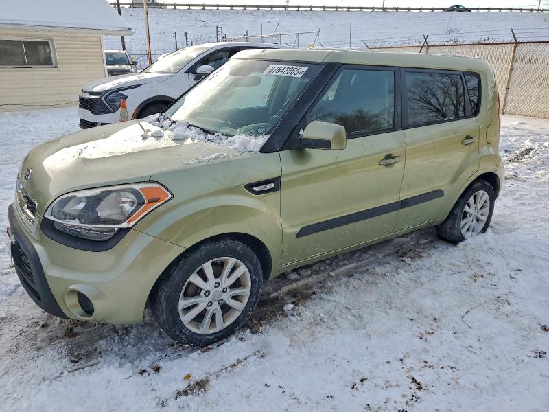 Photo 1 from auction – 2013 KIA SOUL with VIN KNDJT2A51D7621570