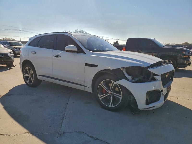 Photo 4 from auction – 2017 JAGUAR F-PACE S with VIN SADCM2BV7HA098203