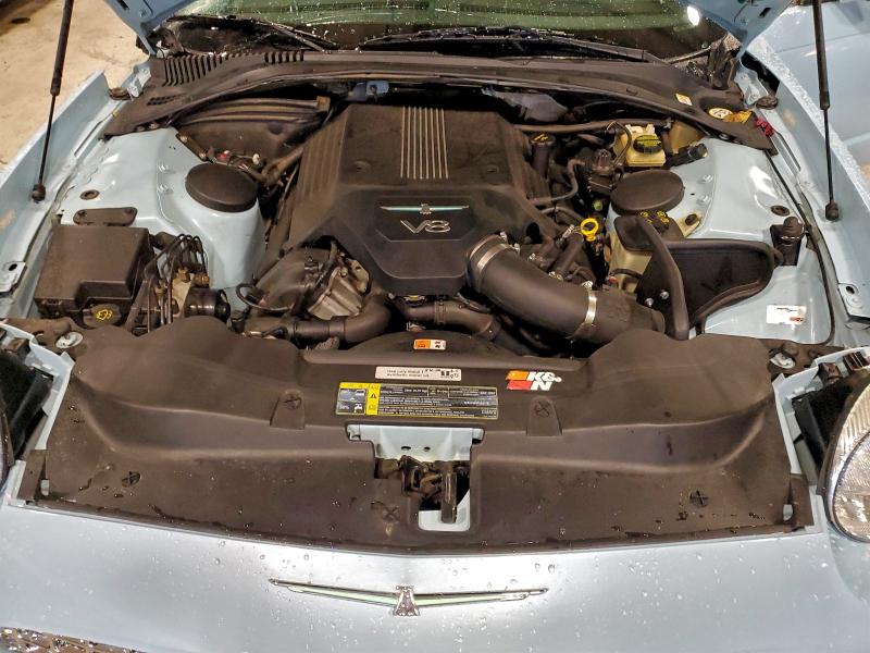 Photo 11 from auction – 2003 FORD THUNDERBIR with VIN 1FAHP60A63Y107902