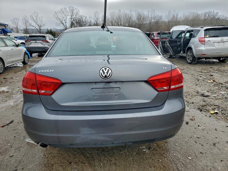 Photo 6 from auction – 2015 VOLKSWAGEN PASSAT S with VIN 1VWAS7A30FC119980