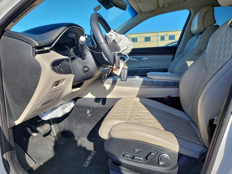 Photo 7 from auction – 2022 GENESIS GV70 BASE with VIN KMUMCDTC6NU071304