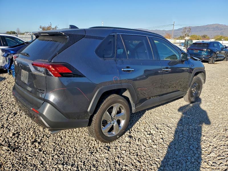 Photo 3 from auction – 2019 TOYOTA RAV4 LIMIT with VIN JTMDWRFV2KD523085