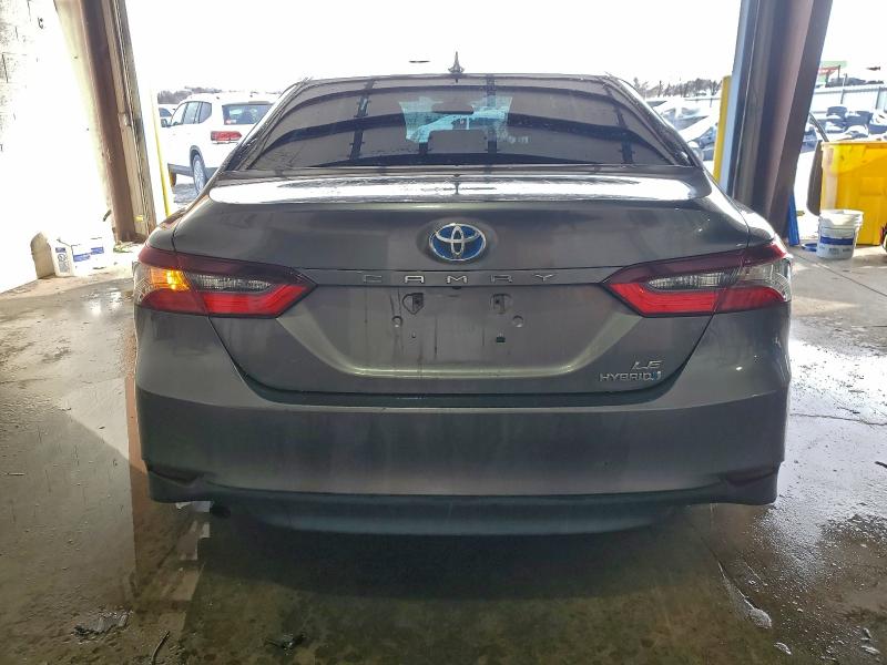 Photo 6 from auction – 2021 TOYOTA CAMRY LE with VIN 4T1C31AK2MU551664