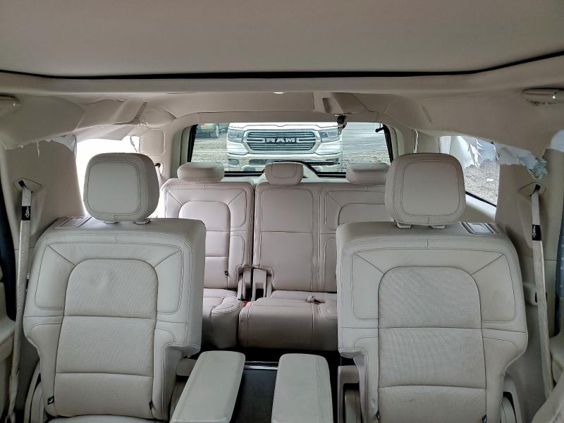 Photo 10 from auction – 2020 LINCOLN NAVIGATOR with VIN 5LMJJ2LT3LEL15281