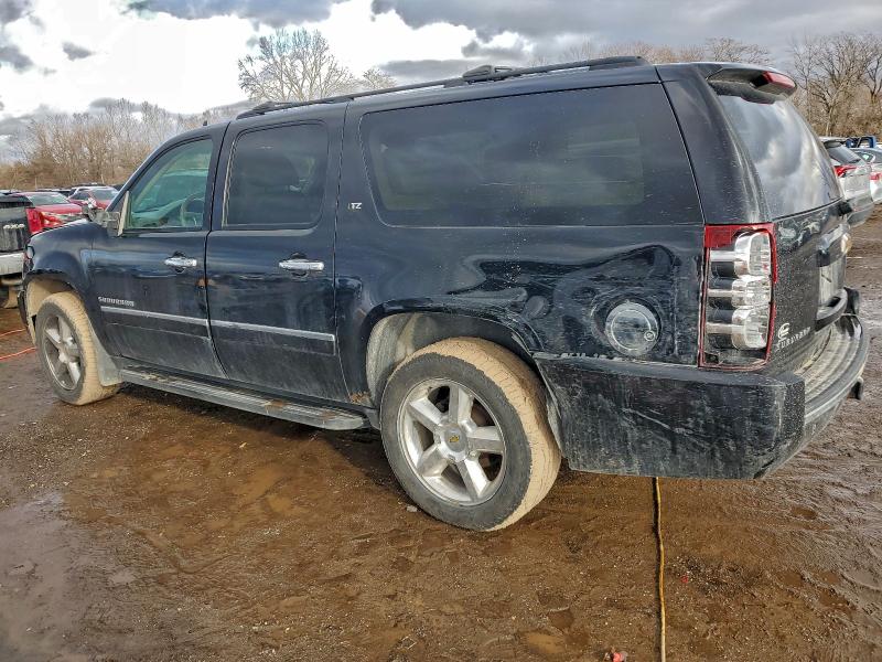 Photo 2 from auction – 2011 CHEVROLET SUBURBAN K with VIN 1GNSKKE36BR328658