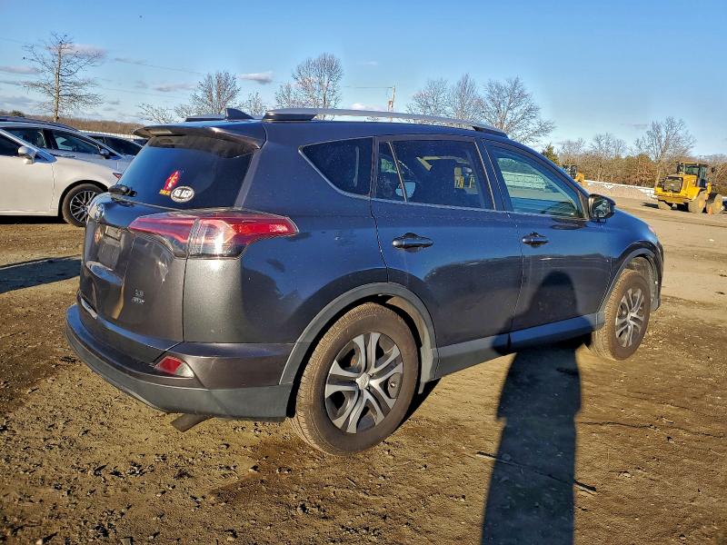 Photo 3 from auction – 2016 TOYOTA RAV4 LE with VIN 2T3BFREV3GW458086