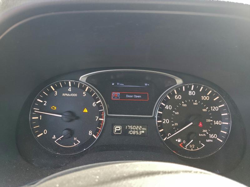 Photo 9 from auction – 2014 NISSAN PATHFINDER with VIN 5N1AR2MN2EC688449
