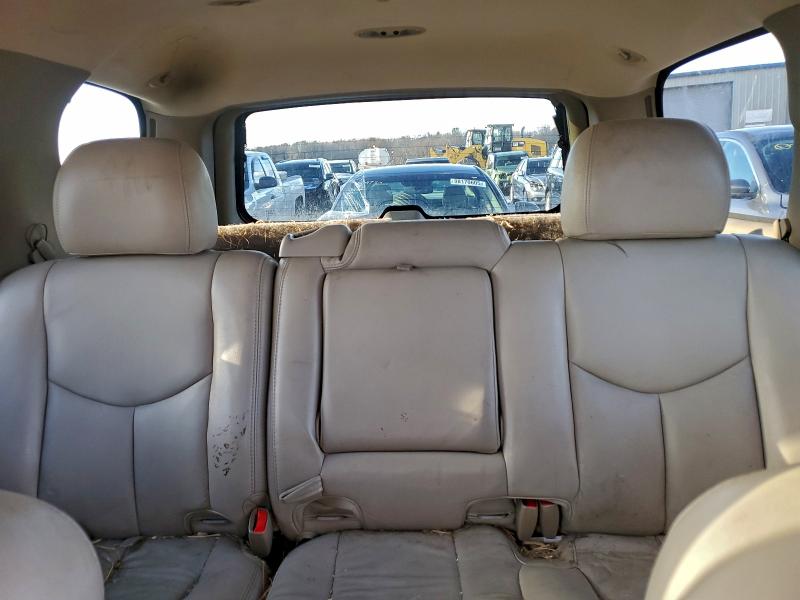 Photo 10 from auction – 2005 GMC YUKON with VIN 1GKEK13T45J151487