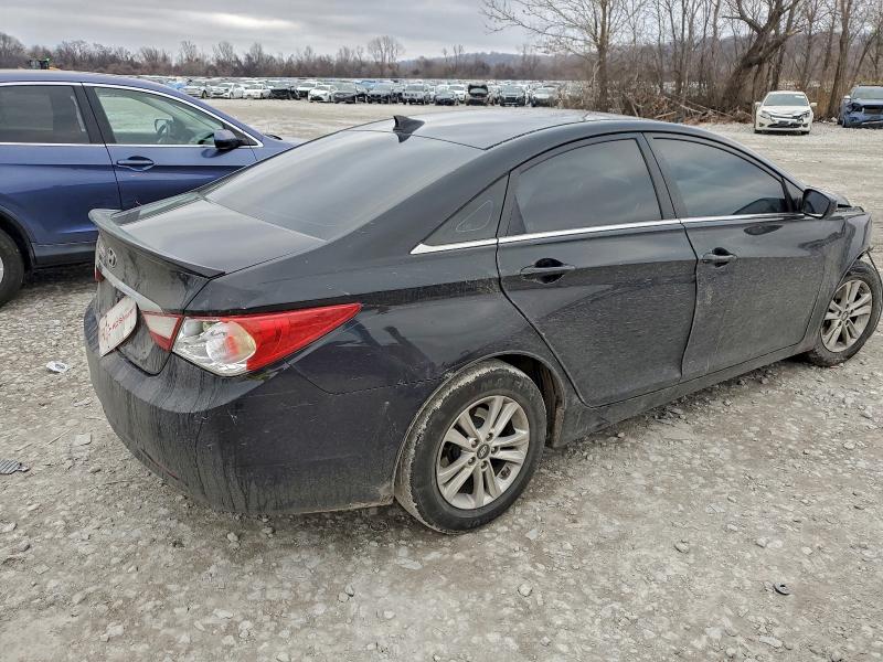 Photo 3 from auction – 2013 HYUNDAI SONATA GLS with VIN 5NPEB4AC5DH631738