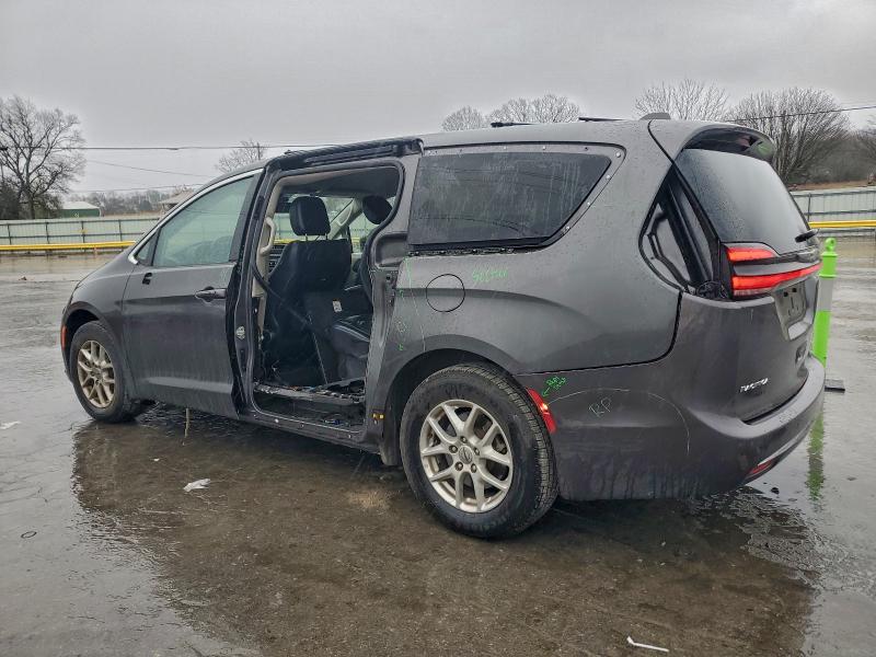 Photo 2 from auction – 2022 CHRYSLER PACIFICA T with VIN 2C4RC1BGXNR133165