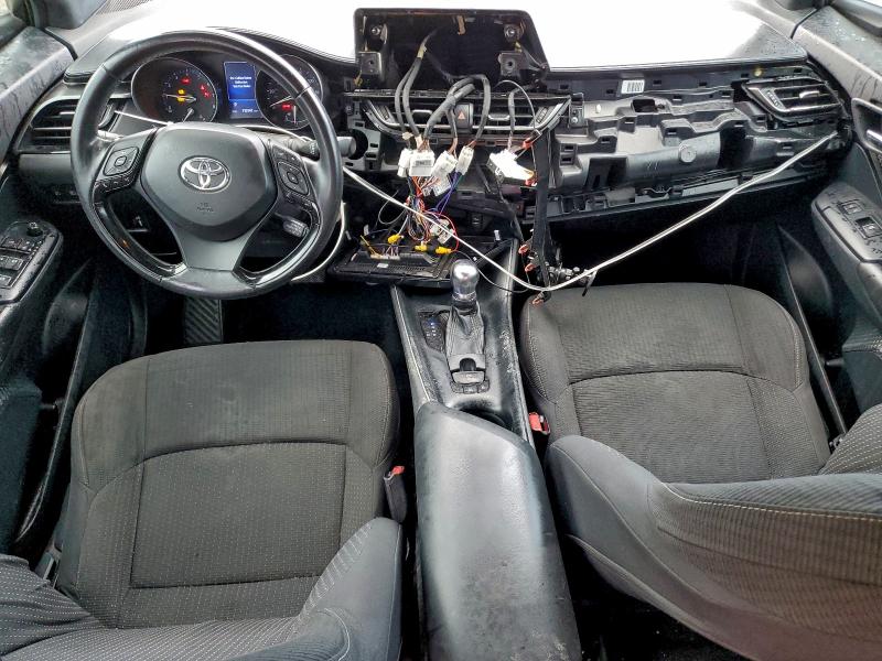 Photo 8 from auction – 2018 TOYOTA C-HR with VIN NMTKHMBX3JR007556
