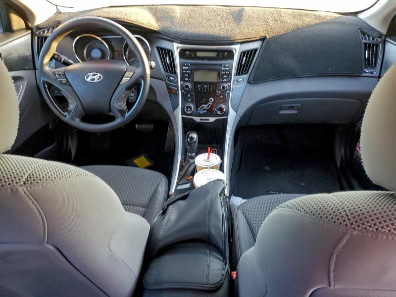 Photo 8 from auction – 2012 HYUNDAI SONATA GLS with VIN 5NPEB4AC3CH314913