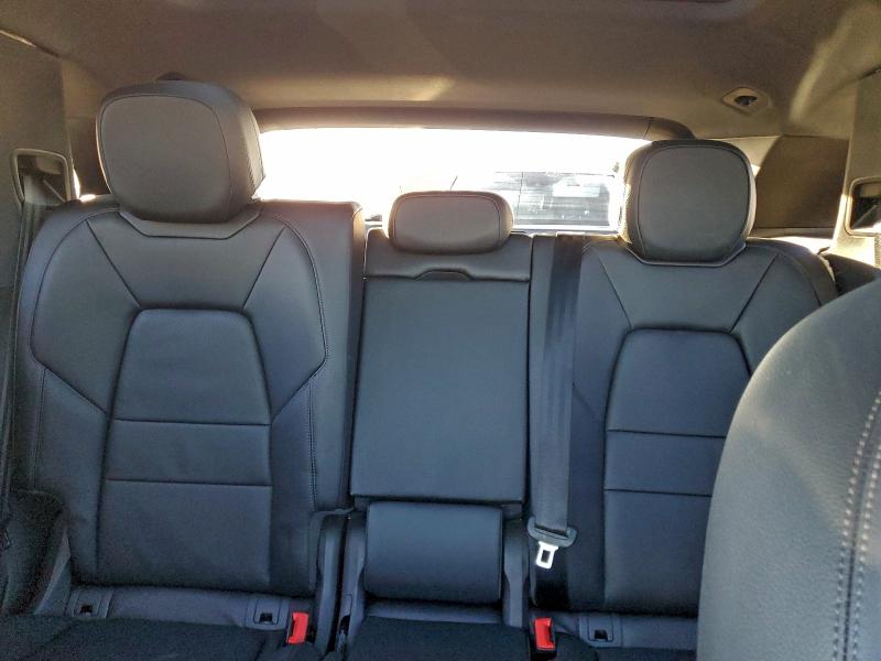 Photo 10 from auction – 2024 PORSCHE CAYENNE with VIN WP1AA2AY2RDA03634