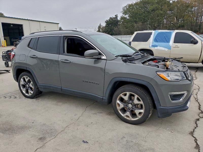 Photo 4 from auction – 2020 JEEP COMPASS with VIN 3C4NJCCB4LT129027
