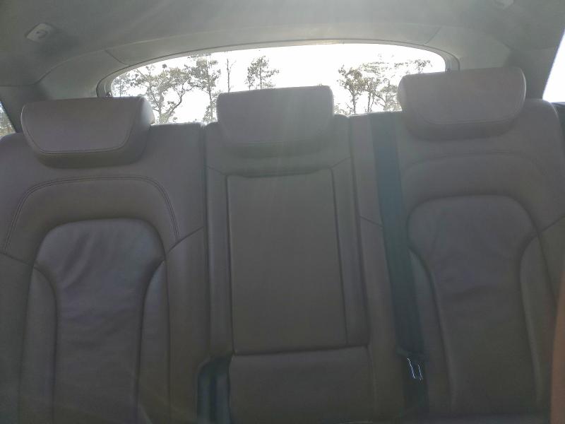 Photo 10 from auction – 2010 AUDI Q5 PREMIUM with VIN WA1LKAFP7AA086821