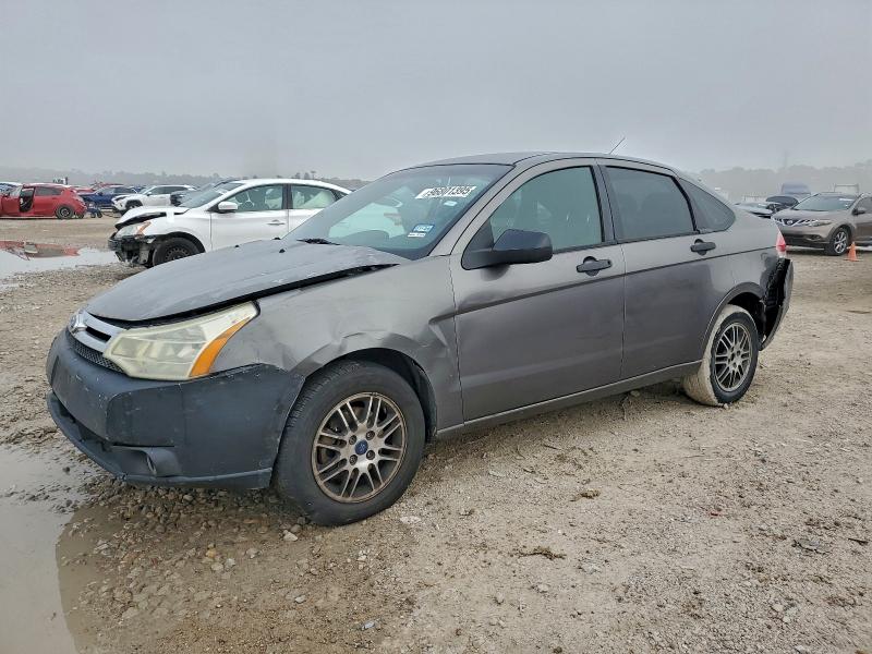FORD FOCUS SE 2011 with VIN 1FAHP3FN6BW141972 - Photo from auction