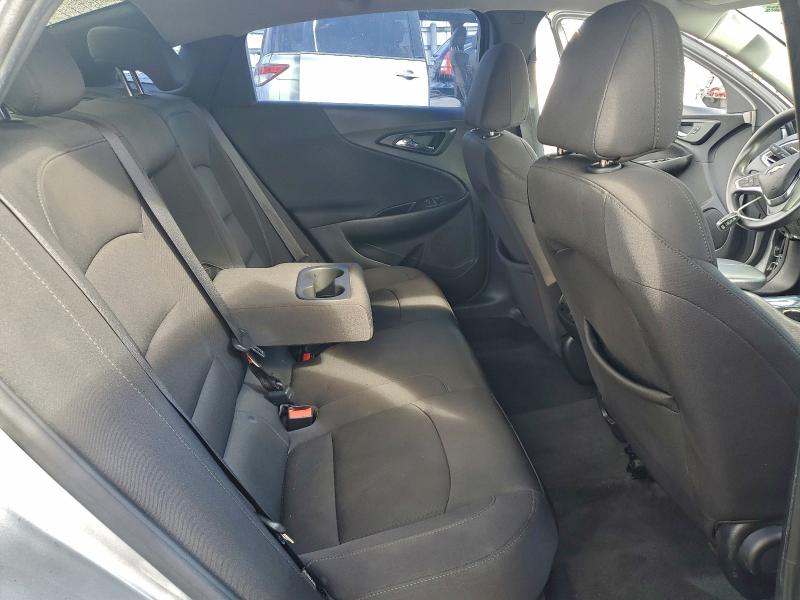 Photo 10 from auction – 2018 CHEVROLET MALIBU LT with VIN 1G1ZD5ST2JF240755