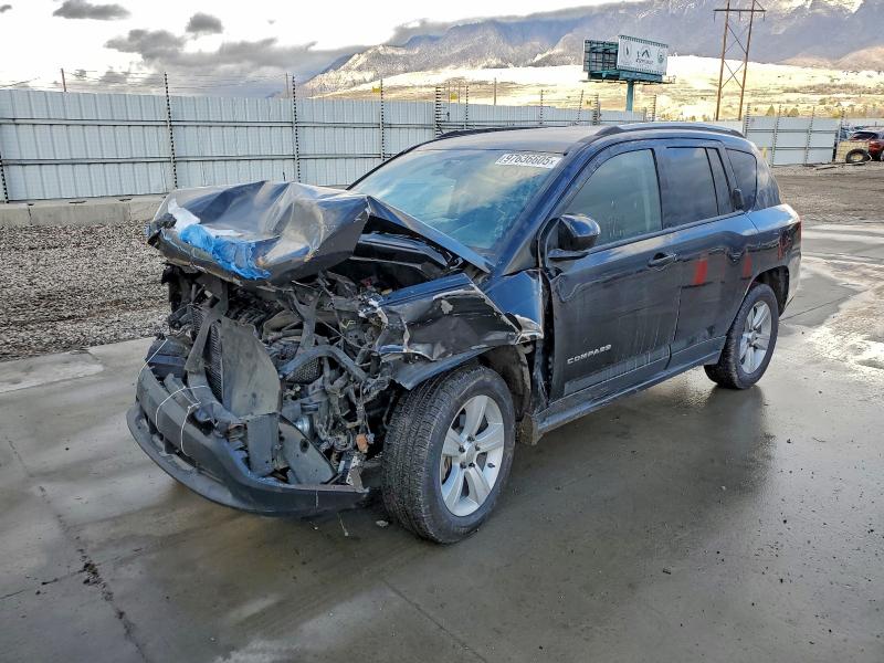 JEEP COMPASS 2017 with VIN 1C4NJDEB4HD105195 - Photo from auction