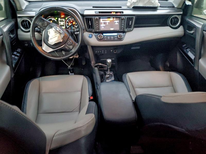 Photo 8 from auction – 2017 TOYOTA RAV4 HV LI with VIN JTMDJREV4HD138085