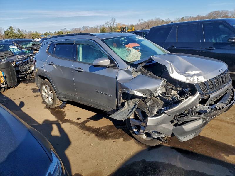 Photo 4 from auction – 2018 JEEP COMPASS LA with VIN 3C4NJDBB6JT176239