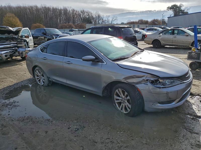 Photo 4 from auction – 2016 CHRYSLER 200 LIMITE with VIN 1C3CCCAB4GN120293