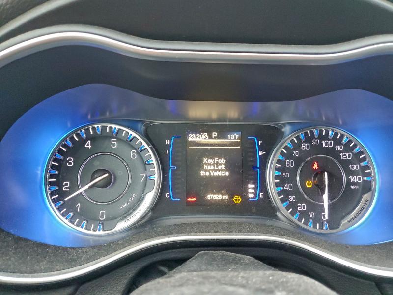 Photo 9 from auction – 2015 CHRYSLER 200 LIMITE with VIN 1C3CCCAB5FN706189