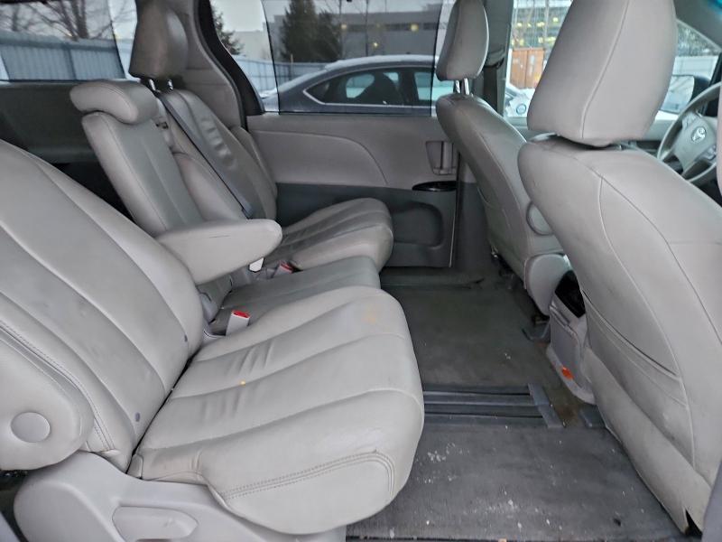 Photo 11 from auction – 2012 TOYOTA SIENNA LE with VIN 5TDKK3DC9CS260116