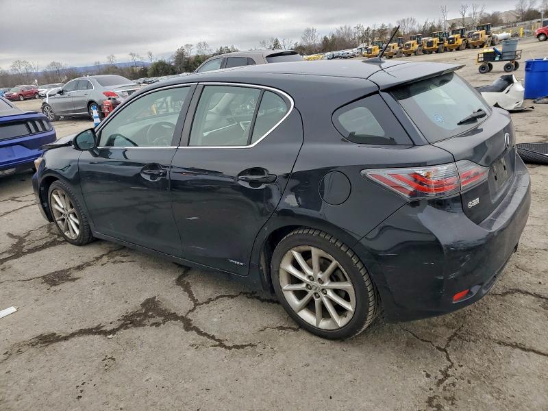 Photo 2 from auction – 2011 LEXUS CT 200 with VIN JTHKD5BH3B2014039