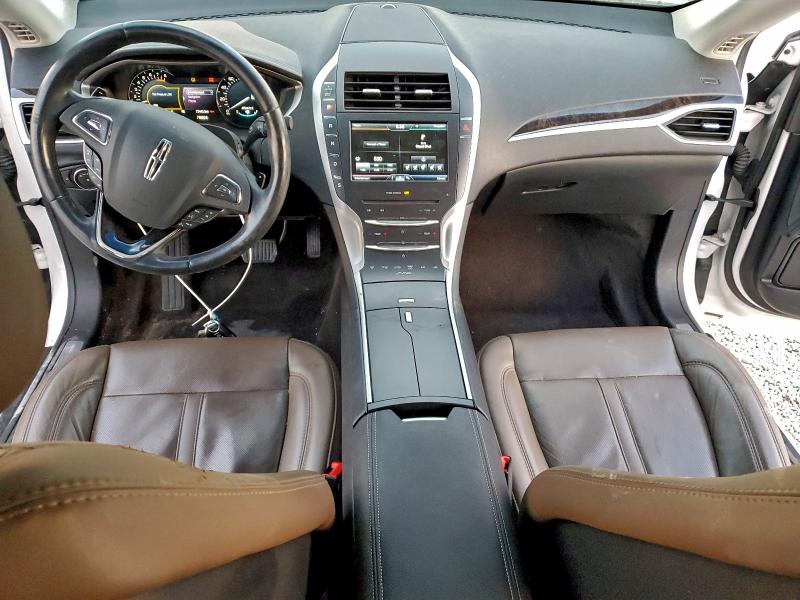 Photo 8 from auction – 2015 LINCOLN MKZ with VIN 3LN6L2J96FR621774