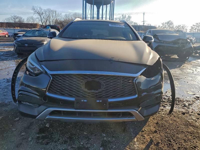 Photo 5 from auction – 2017 INFINITI QX30 BASE with VIN SJKCH5CR3HA017259