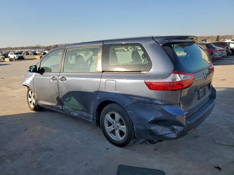 Photo 2 from auction – 2015 TOYOTA SIENNA with VIN 5TDZK3DC0FS668782