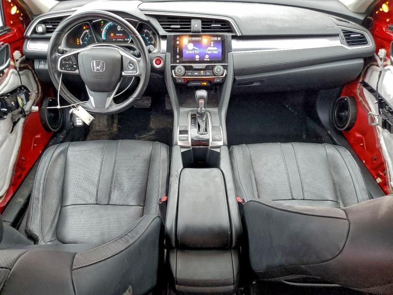 Photo 8 from auction – 2017 HONDA CIVIC EXL with VIN 2HGFC1F77HH643501
