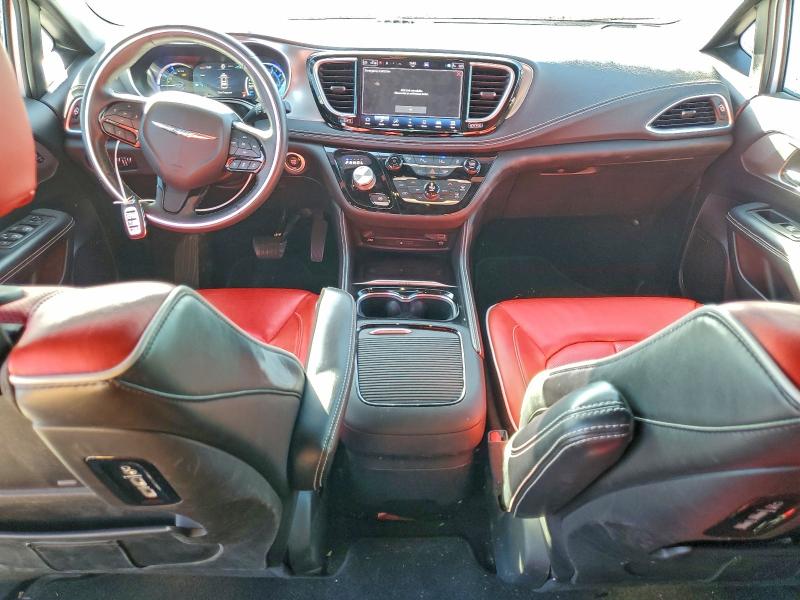 Photo 8 from auction – 2021 CHRYSLER PACIFICA H with VIN 2C4RC1S70MR573944