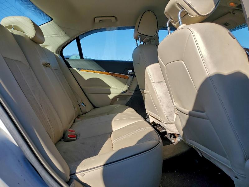 Photo 10 from auction – 2011 LINCOLN MKZ with VIN 3LNHL2GC2BR765361