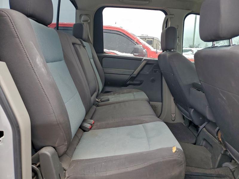 Photo 10 from auction – 2004 NISSAN TITAN with VIN 1N6AA07B74N569636