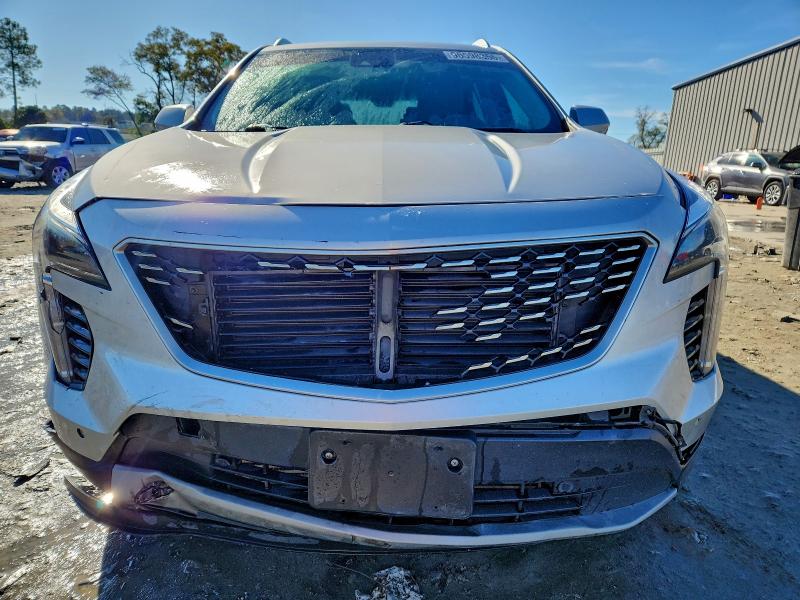 Photo 5 from auction – 2020 CADILLAC XT4 PREMIU with VIN 1GYFZCR44LF034963